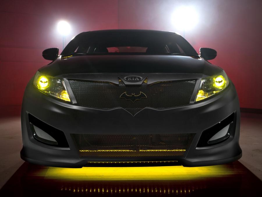  Kia Optima Batman (TF) 2012 года  (фото 12 из 12)